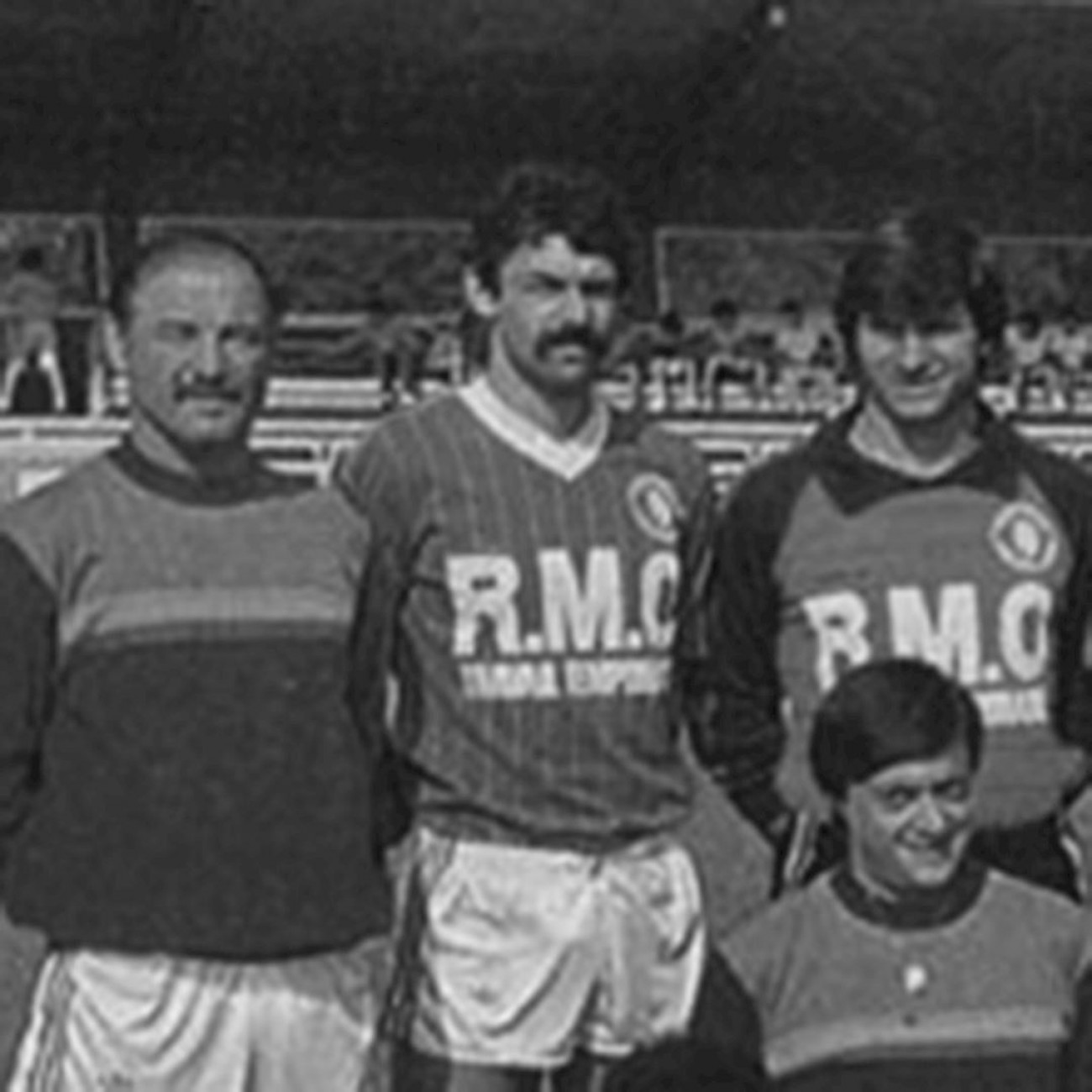 page POSTER )) équipe TFC TOULOUSE 1983/84 - FR