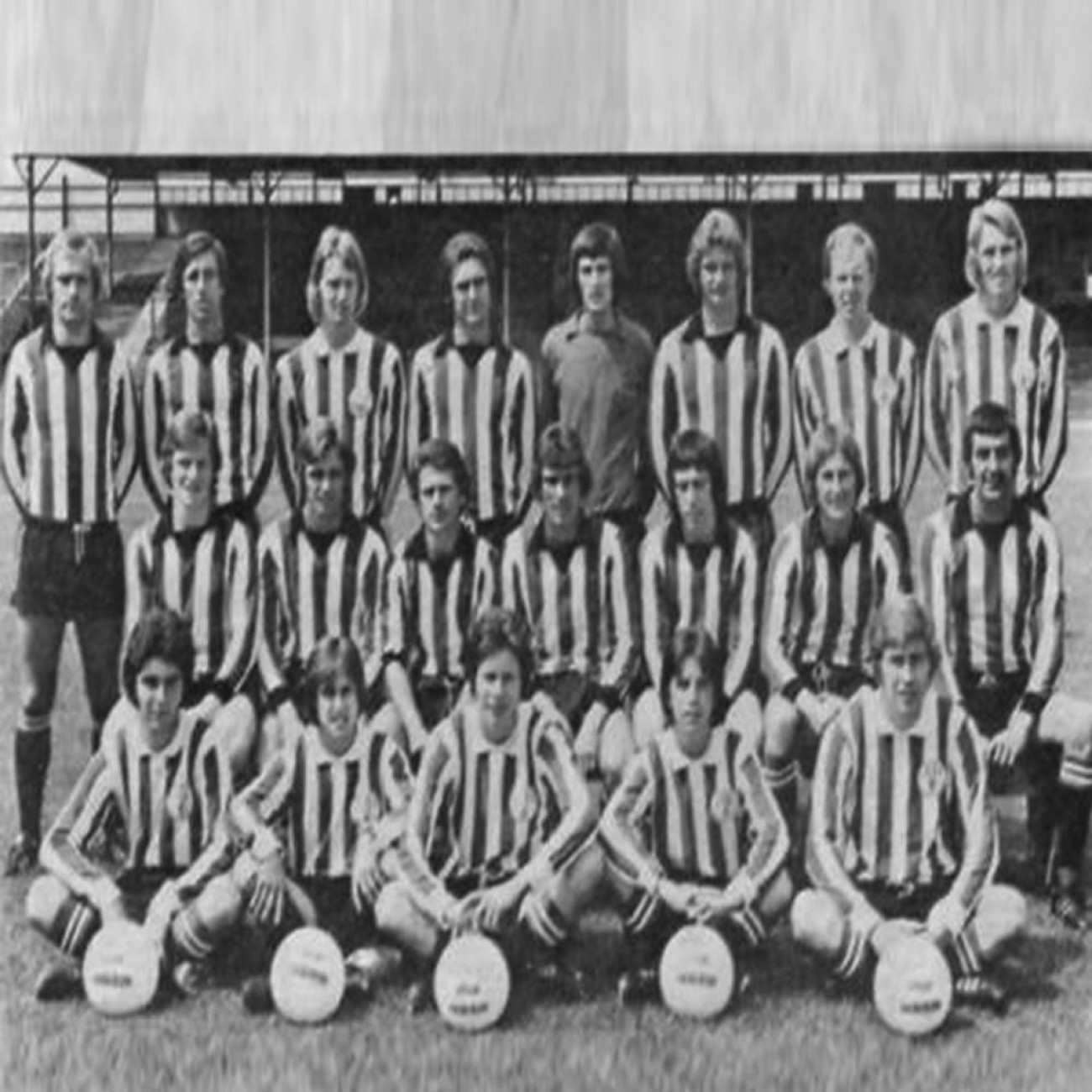 brentford retro shirt