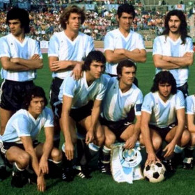 Argentina 1974 Retro Shirt