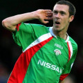 Cork City FC Team wearing Cork City FC 2004-05 shirt