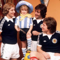 Lou Macari wearing Scotland 1978 shirt