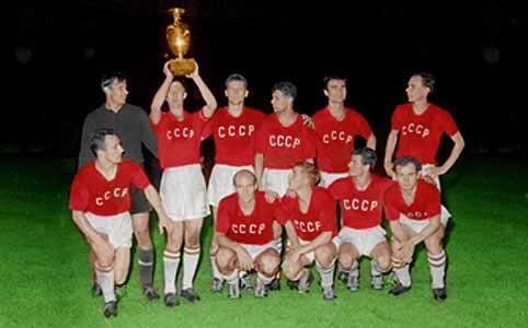 CCCP URSS Team in the pitch European Cup 1960 football shirt