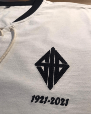 Detalle de camiseta retro SF GECHINGEN CENTENARIO Detalle de camiseta retro SF GECHINGEN CENTENARIO